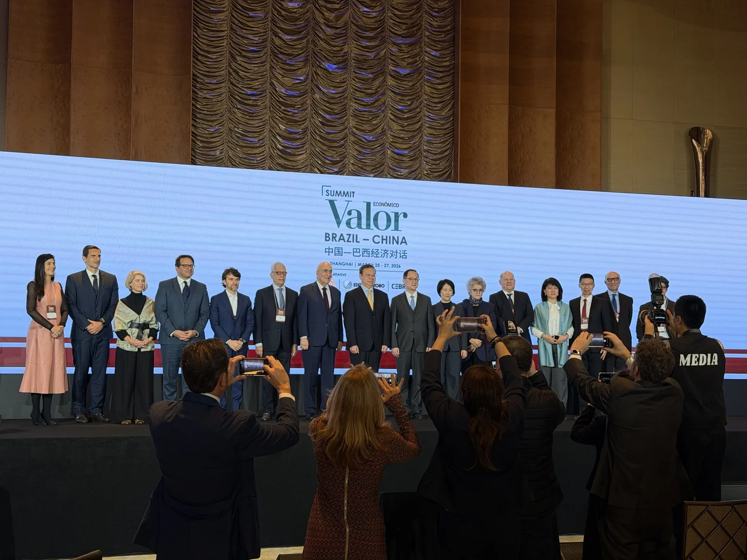 Foto institucional do Summit Econômico Brazil–China.